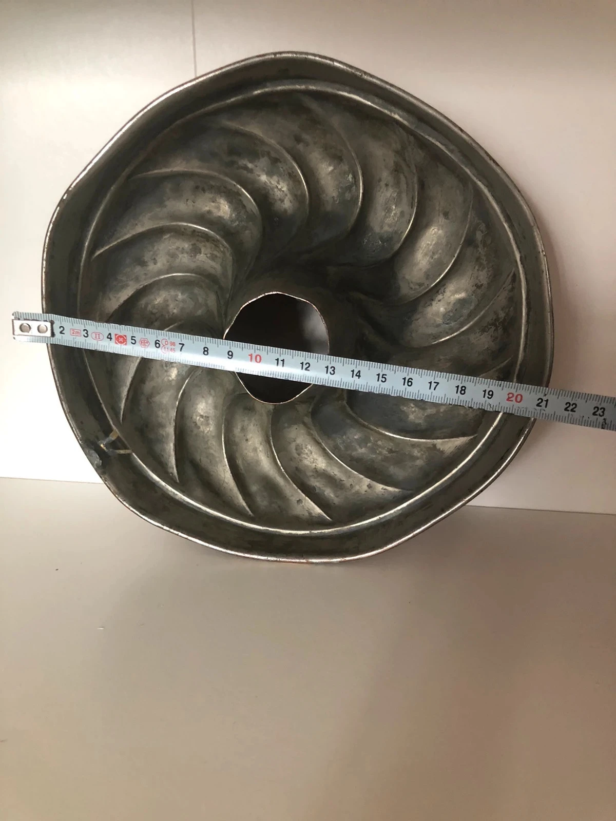 Antiguo molde para Kouglof de cobre vintage – photo 5